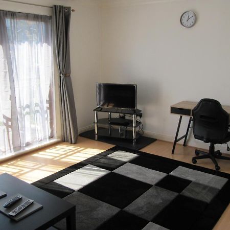 גלאזגו Cozy Off Road 2 Bedroom Cottage Apartment With Free Wi-Fi And Private Parking מראה חיצוני תמונה
