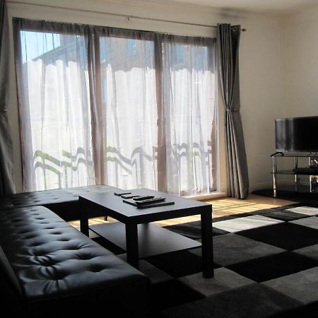 גלאזגו Cozy Off Road 2 Bedroom Cottage Apartment With Free Wi-Fi And Private Parking מראה חיצוני תמונה