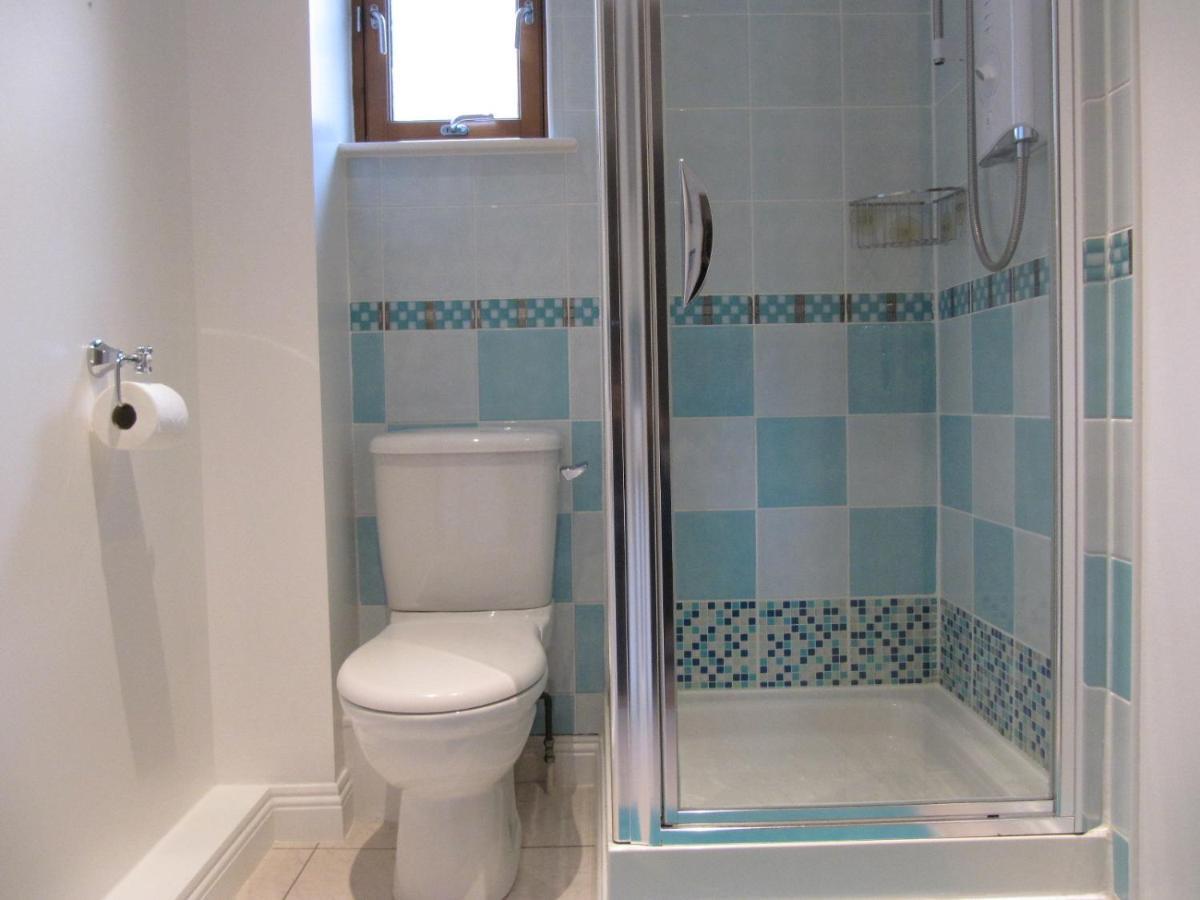 גלאזגו Cozy Off Road 2 Bedroom Cottage Apartment With Free Wi-Fi And Private Parking מראה חיצוני תמונה