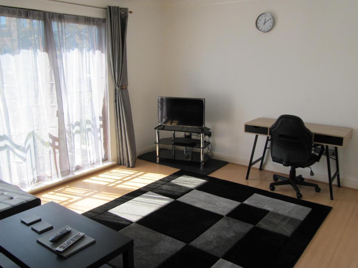 גלאזגו Cozy Off Road 2 Bedroom Cottage Apartment With Free Wi-Fi And Private Parking מראה חיצוני תמונה