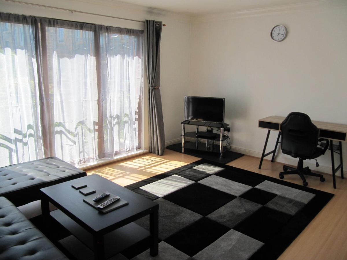 גלאזגו Cozy Off Road 2 Bedroom Cottage Apartment With Free Wi-Fi And Private Parking מראה חיצוני תמונה